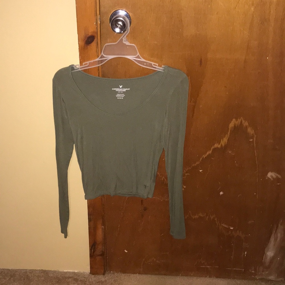 COPY - American eagle top size medium